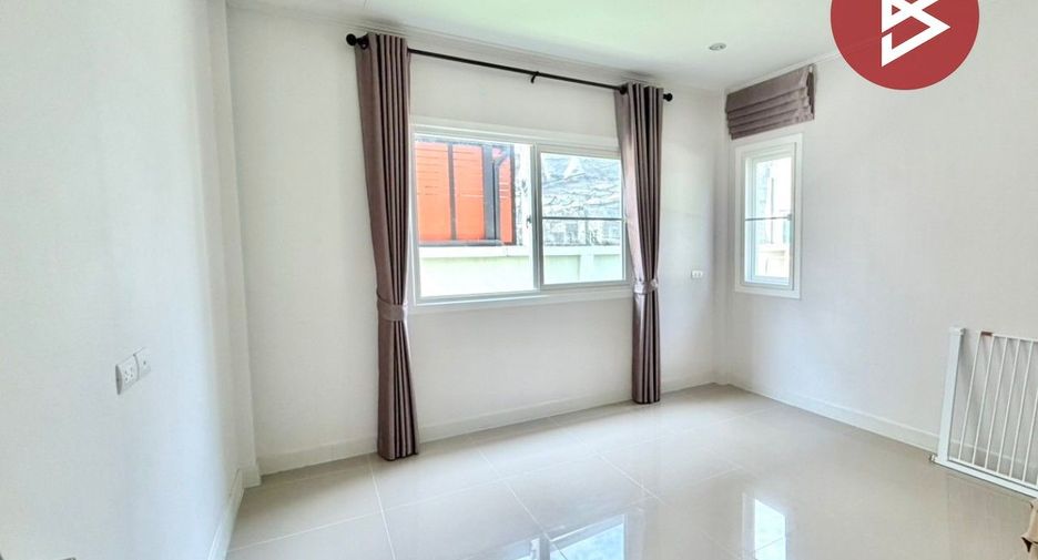 Haus zum Kauf mit 4 Zimmer in Nong Khaem, Bangkok