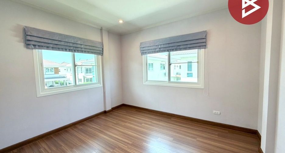 Haus zum Kauf mit 4 Zimmer in Nong Khaem, Bangkok