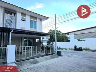 For sale 4 ベッドルーム townhouse in Phra Samut Chedi, Samut Prakan