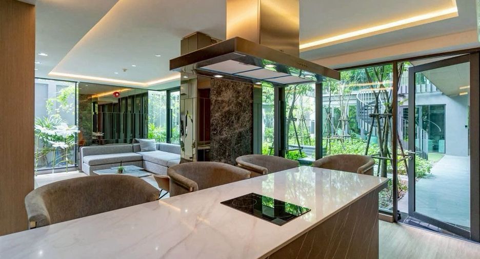 Wohnung zur Miete mit 2 Zimmer in Huai Khwang, Bangkok