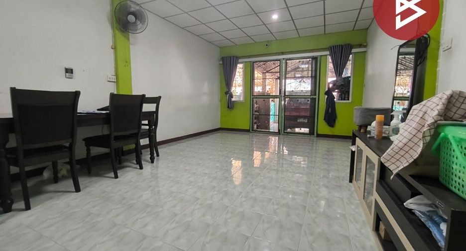 À vendre 3 chambres maison de ville à Mueang Samut Prakan, Samut Prakan