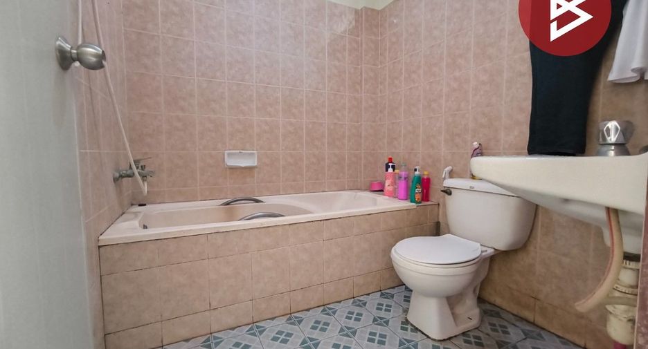 À vendre 3 chambres maison de ville à Mueang Samut Prakan, Samut Prakan