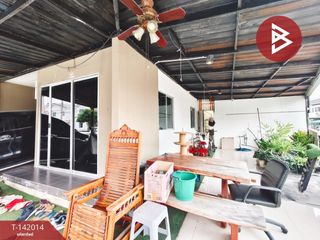 出售 3 卧室 联排别墅 在 Mueang Samut Sakhon, Samut Sakhon