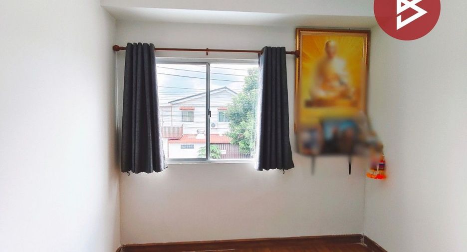 À vendre 3 chambres maison de ville à Mueang Samut Sakhon, Samut Sakhon