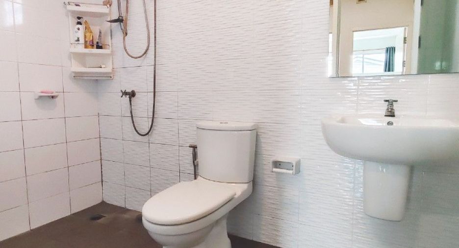 À vendre 3 chambres maison de ville à Mueang Samut Sakhon, Samut Sakhon