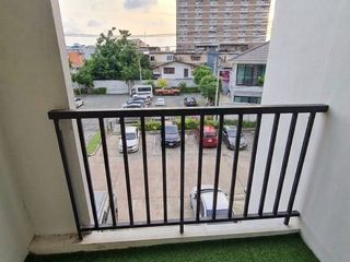 出售 1 卧室 公寓 在 Din Daeng, 曼谷