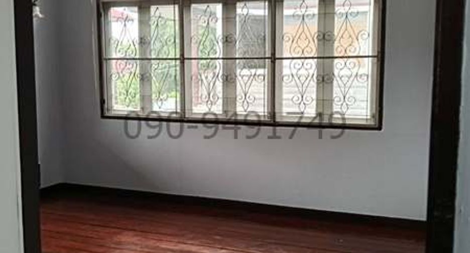 À vendre 4 chambres maison à Bang Khae, Bangkok