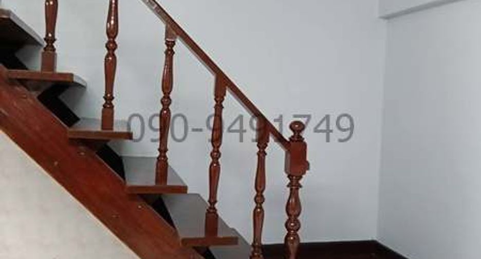 À vendre 4 chambres maison à Bang Khae, Bangkok