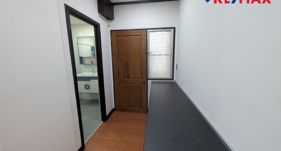 For sale 2 bedrooms condo in Jomtien, Pattaya
