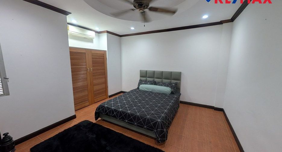 For sale 2 bedrooms condo in Jomtien, Pattaya