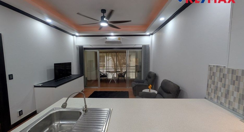 For sale 2 bedrooms condo in Jomtien, Pattaya