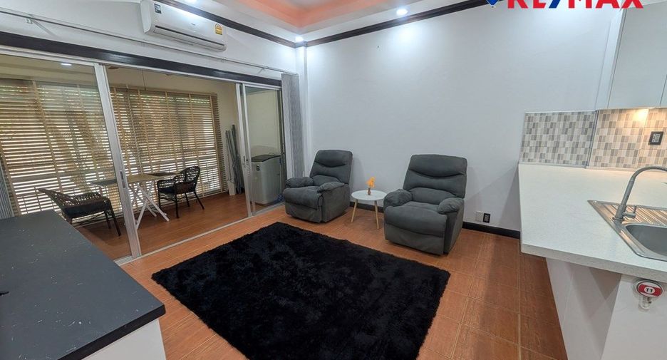 For sale 2 bedrooms condo in Jomtien, Pattaya