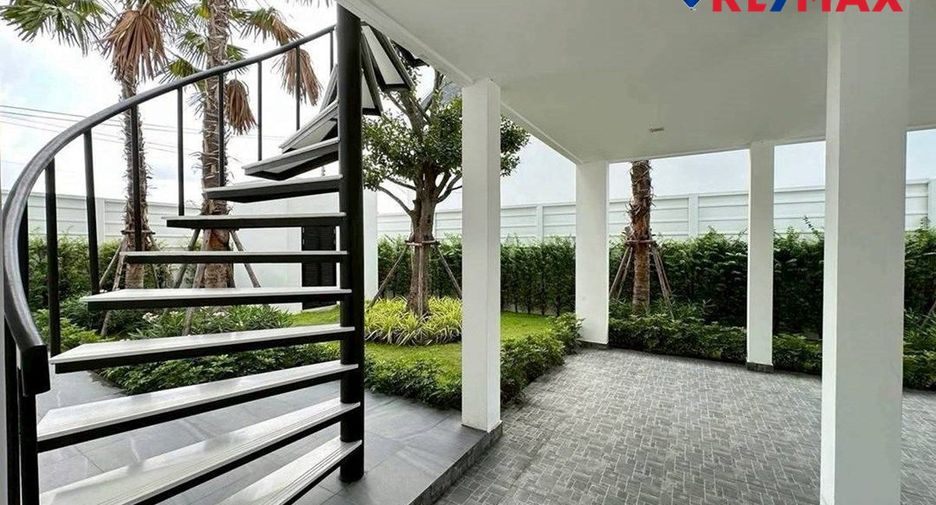 For sale 3 bedrooms house in Huay Yai, Pattaya