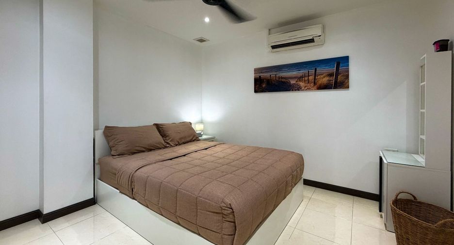 For rent 2 ベッドルーム condo in Pratumnak, Pattaya