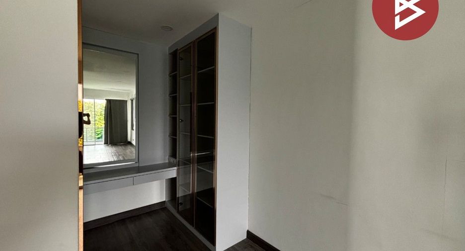 Casa en venta de 3 habitaciones en Khlong Sam Wa, Bangkok