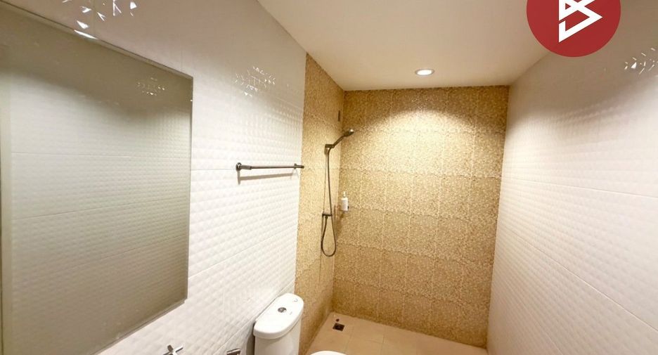 Casa adosada en venta de 3 habitaciones en Nong Khaem, Bangkok