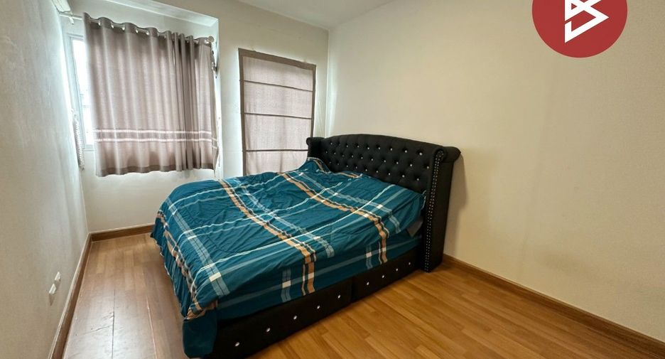 For sale 3 bedrooms townhouse in Mueang Chon Buri, Chonburi