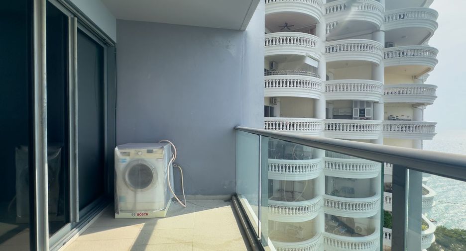 Condo en alquiler de 2 habitaciones en North Pattaya, Pattaya