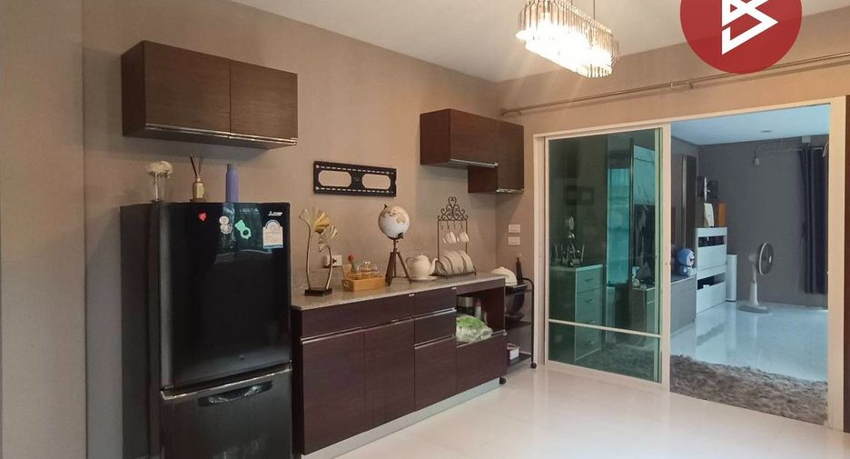 Haus zum Kauf mit 4 Zimmer in Nong Chok, Bangkok