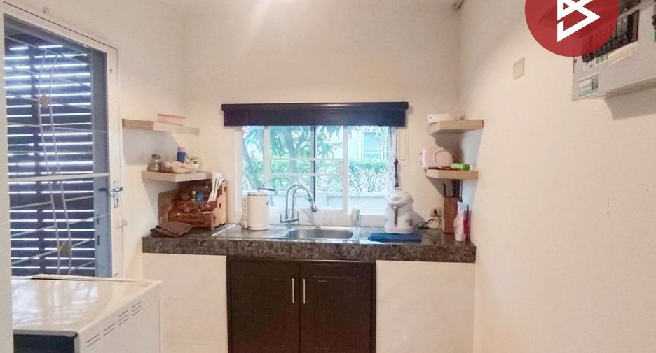 Haus zum Kauf mit 4 Zimmer in Nong Chok, Bangkok