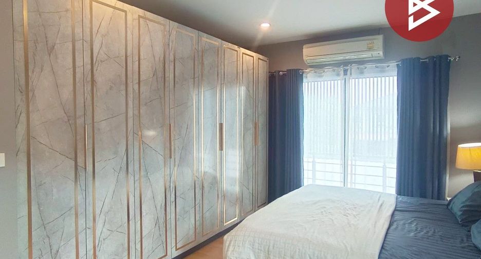 Haus zum Kauf mit 4 Zimmer in Nong Chok, Bangkok