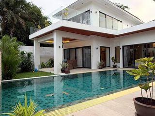 For rent 4 bedrooms villa in Mueang Phuket, Phuket