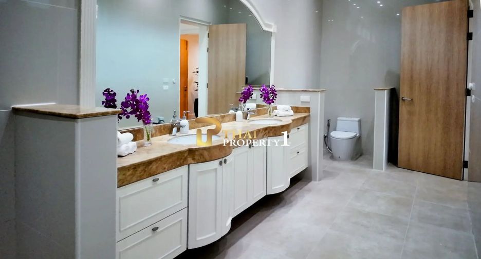 À vendre 6 chambres villa à Hua Hin, Prachuap Khiri Khan