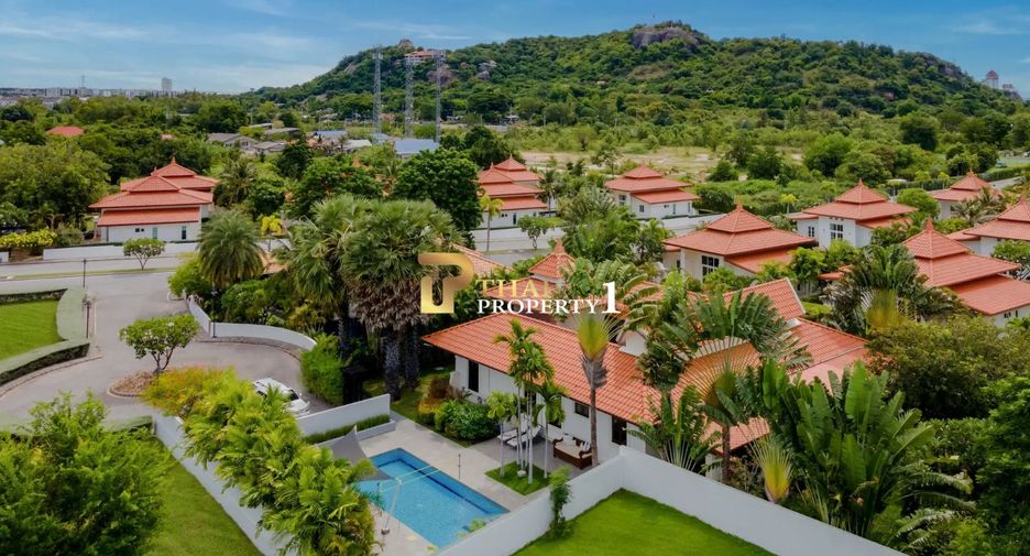 À vendre 4 chambres villa à Hua Hin, Prachuap Khiri Khan