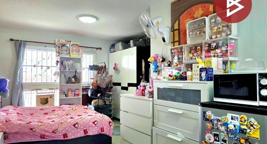 For sale 2 bedrooms townhouse in Chom Thong, Bangkok