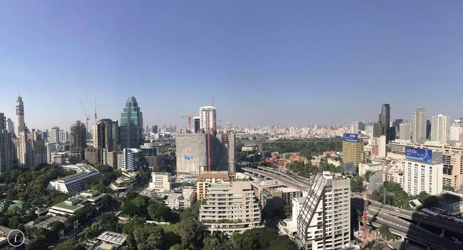 For rent and for sale 1 bed condo in Pathum Wan, Bangkok
