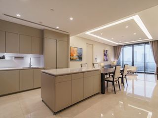 For rent and for sale 2 bedrooms condo in Pathum Wan, Bangkok