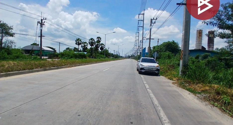 出售 土地 在 Phanat Nikhom, Chon Buri