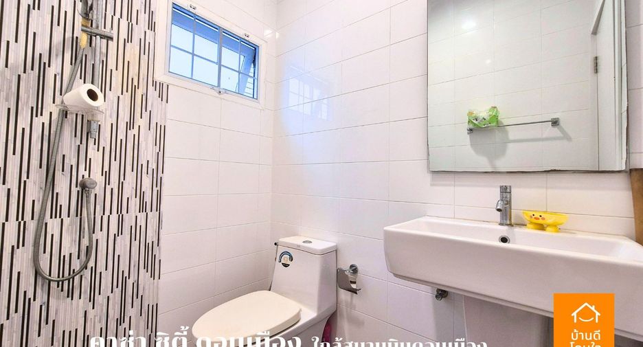 À vendre 2 chambres maison à Don Mueang, Bangkok