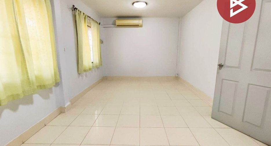出售 3 卧室 联排别墅 在 Mueang Samut Prakan, Samut Prakan
