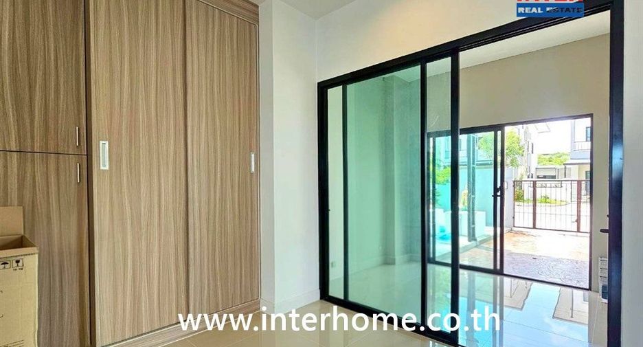 Haus zum Kauf mit 4 Zimmer in Lam Luk Ka, Pathum Thani