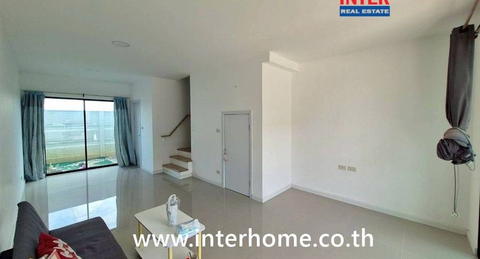 For sale 2 bedrooms townhouse in Lat Lum Kaeo, Pathum Thani