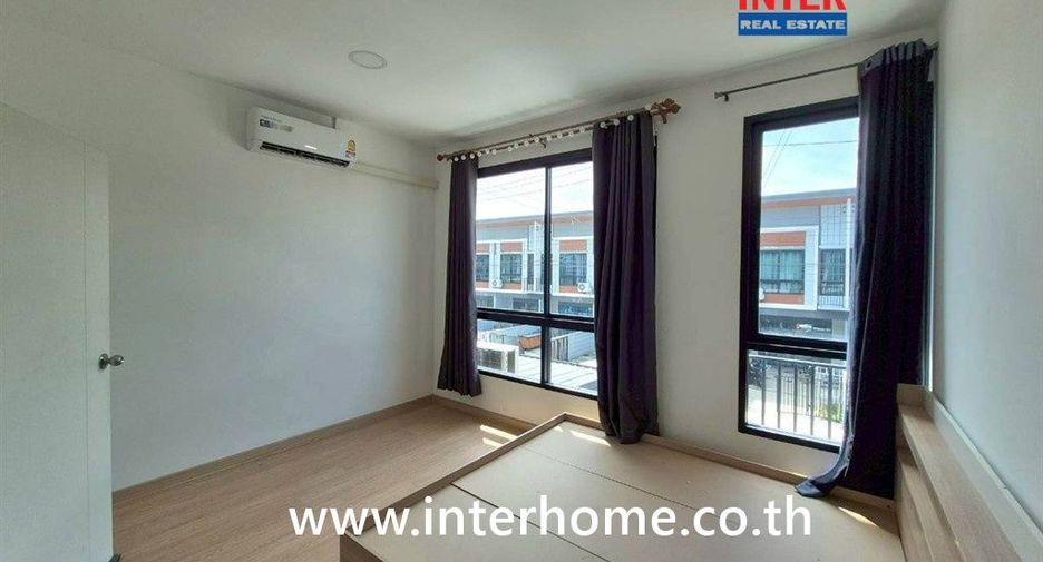 For sale 2 bedrooms townhouse in Lat Lum Kaeo, Pathum Thani