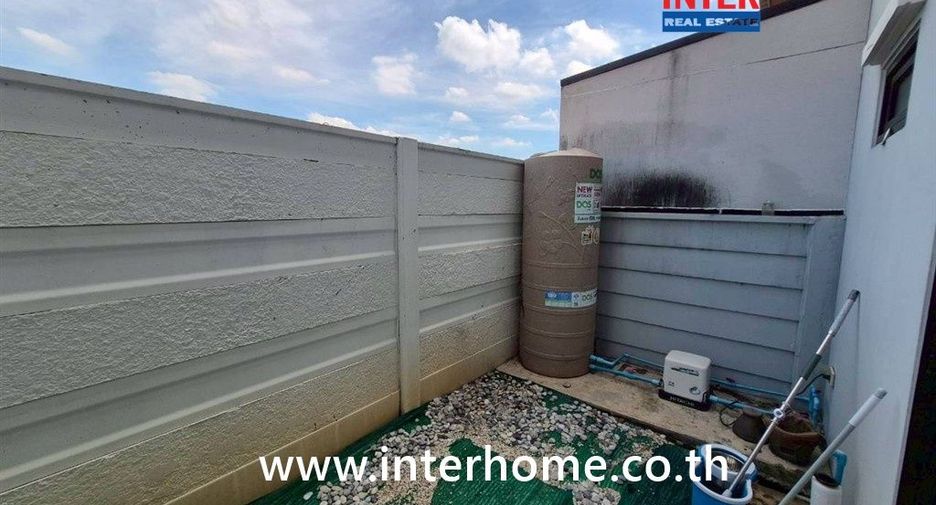 For sale 2 bedrooms townhouse in Lat Lum Kaeo, Pathum Thani