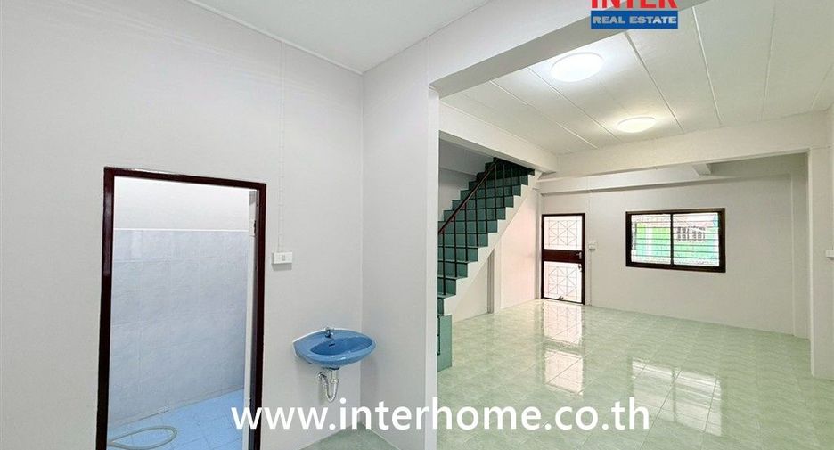 À vendre 2 chambres maison à Krathum Baen, Samut Sakhon
