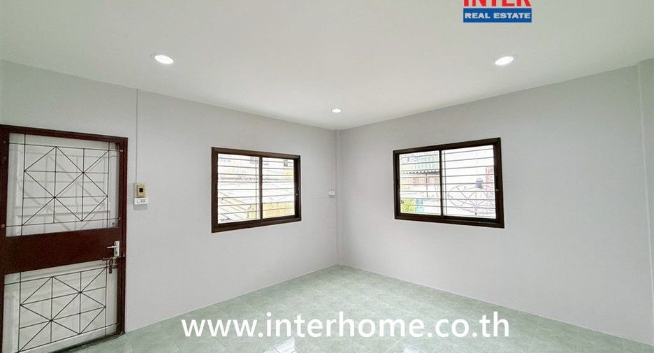 À vendre 2 chambres maison à Krathum Baen, Samut Sakhon