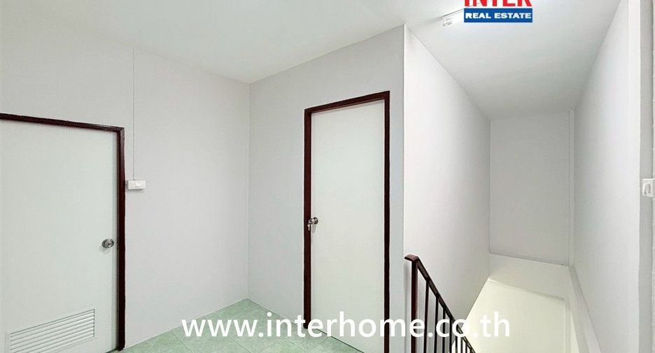 À vendre 2 chambres maison à Krathum Baen, Samut Sakhon