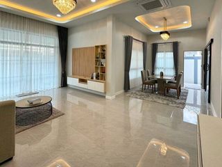 For sale 3 ベッドルーム villa in Bang Lamung, Chonburi