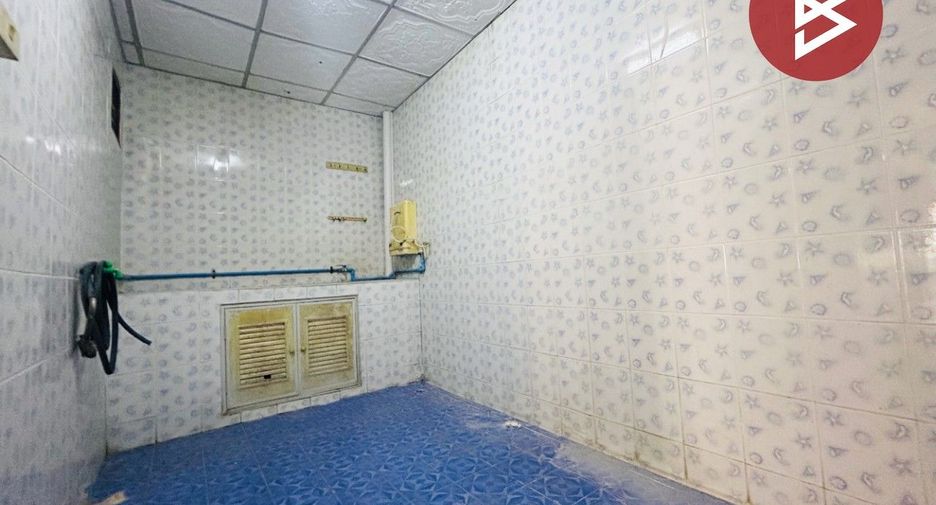 Casa adosada en venta de 2 habitaciones en Phra Samut Chedi, Samut Prakan