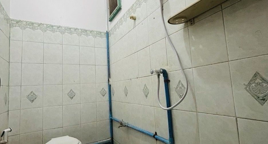 Casa adosada en venta de 2 habitaciones en Phra Samut Chedi, Samut Prakan