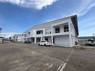 For rent warehouse in Si Racha, Chonburi