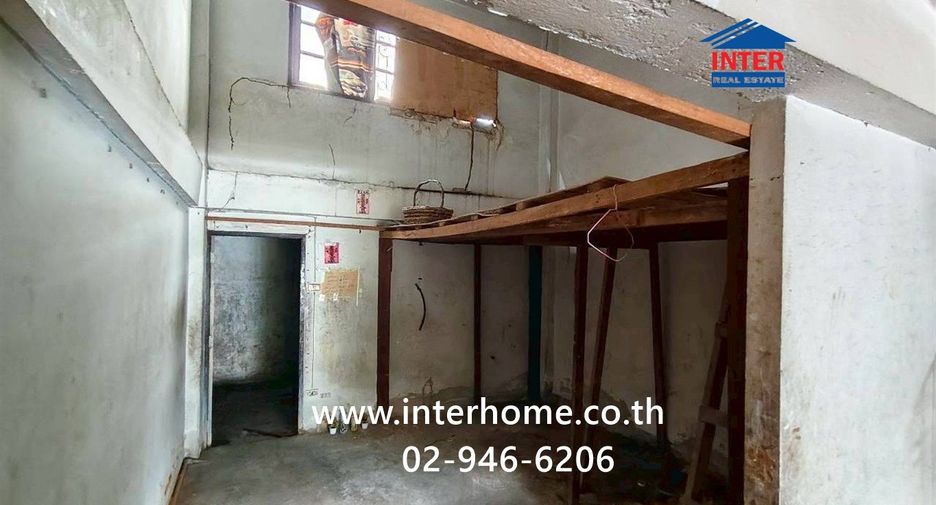 For sale retail Space in Chom Thong, Bangkok