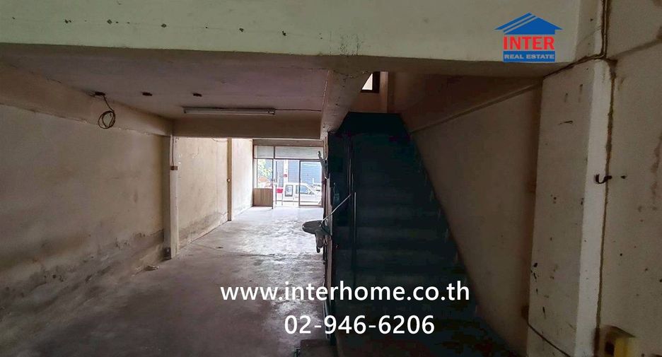 For sale retail Space in Chom Thong, Bangkok