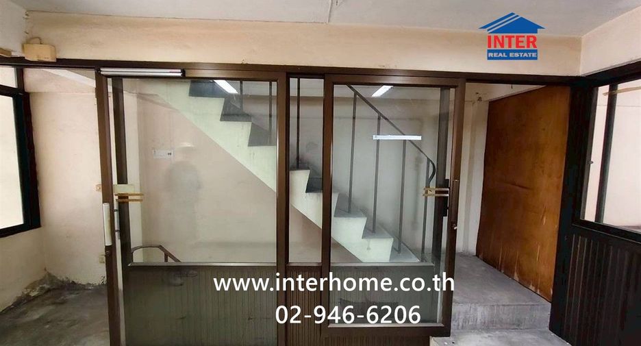 For sale retail Space in Chom Thong, Bangkok