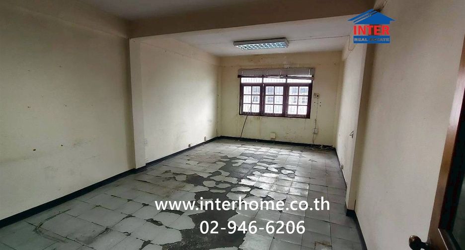 For sale retail Space in Chom Thong, Bangkok