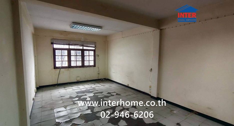 For sale retail Space in Chom Thong, Bangkok